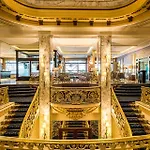 فندق El Avenida Palace