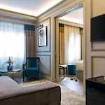 El Avenida Palace فندق