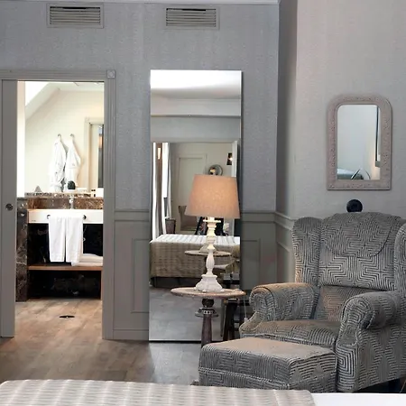 El Avenida Palace 4* ברצלונה