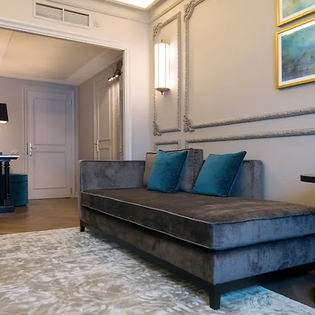 El Avenida Palace Hotel