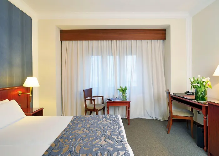 El Avenida Palace Hotel 4*