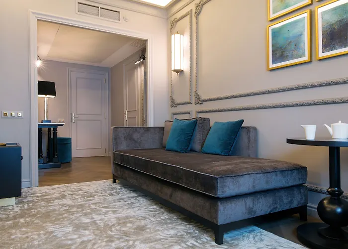 El Avenida Palace Hotel