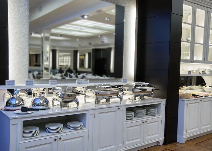 El Avenida Palace 4*